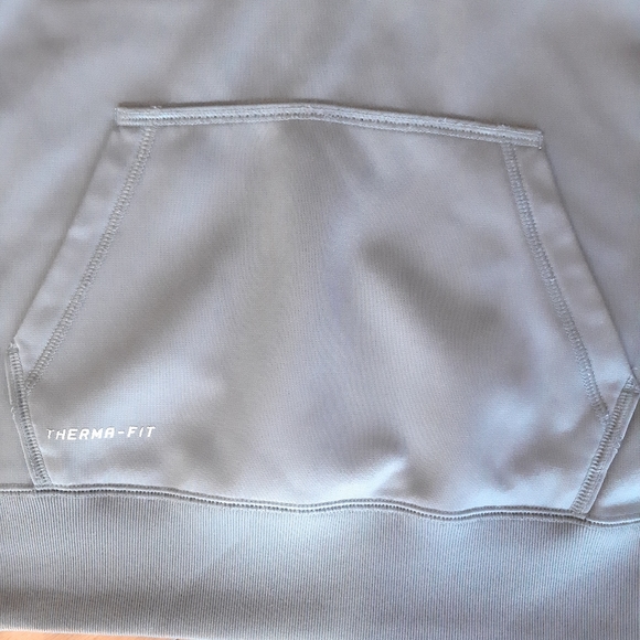 Nike Therma Fit Hoodie size Medium - Picture 8 of 11
